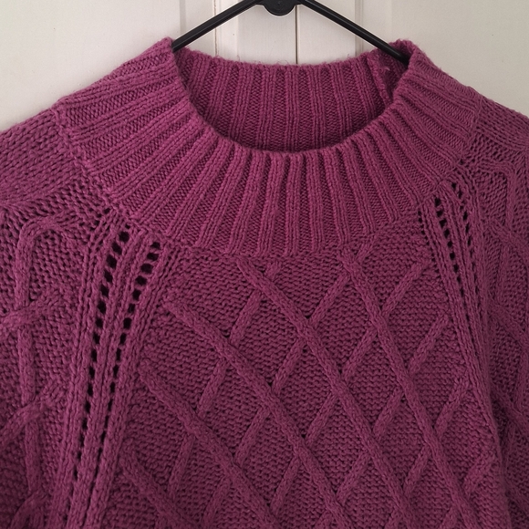 American Eagle cropped knit sweater - Picture 2 of 5